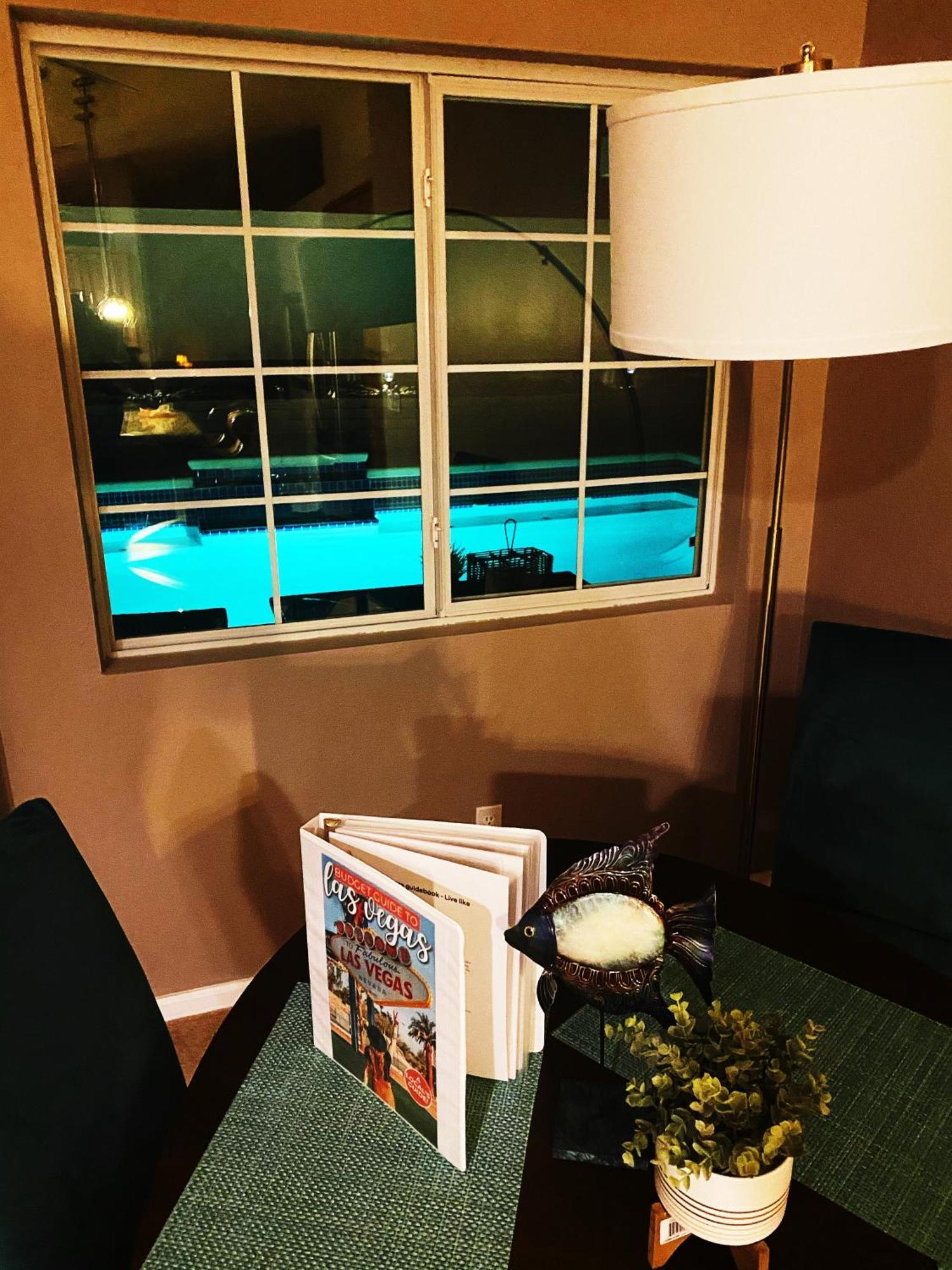 فيلا Amazing Heated Pool And Private Hot Tub 3Br In Heart Of Lv لاس فيغاس المظهر الخارجي الصورة