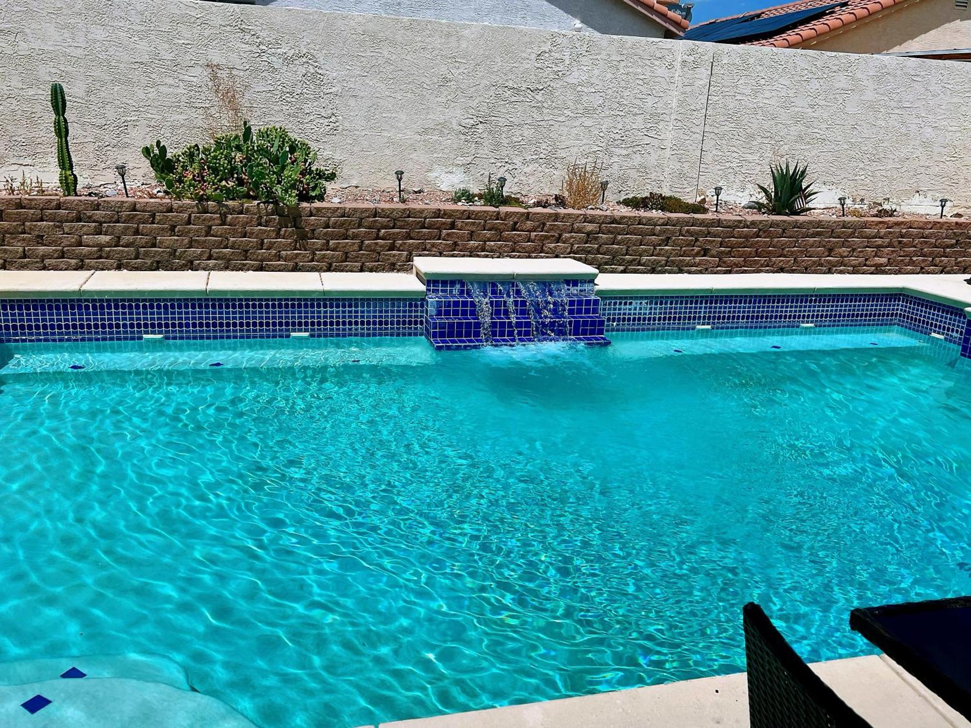 فيلا Amazing Heated Pool And Private Hot Tub 3Br In Heart Of Lv لاس فيغاس المظهر الخارجي الصورة