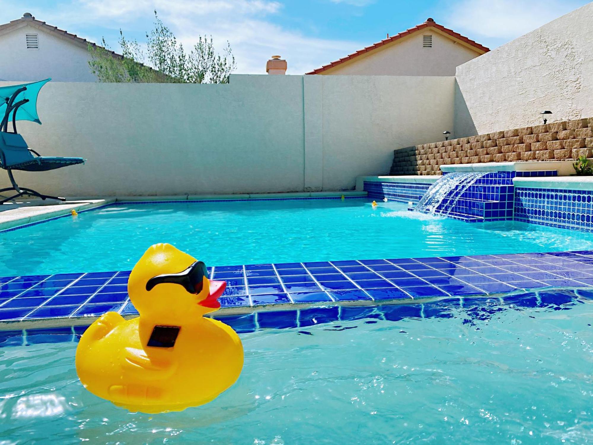 فيلا Amazing Heated Pool And Private Hot Tub 3Br In Heart Of Lv لاس فيغاس المظهر الخارجي الصورة