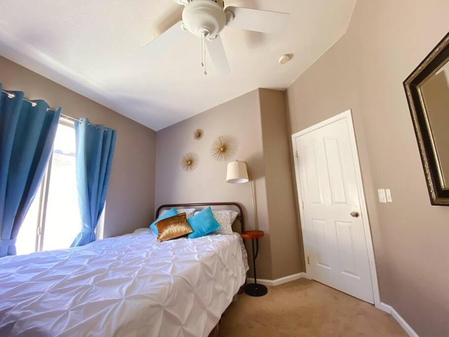فيلا Amazing Heated Pool And Private Hot Tub 3Br In Heart Of Lv لاس فيغاس المظهر الخارجي الصورة