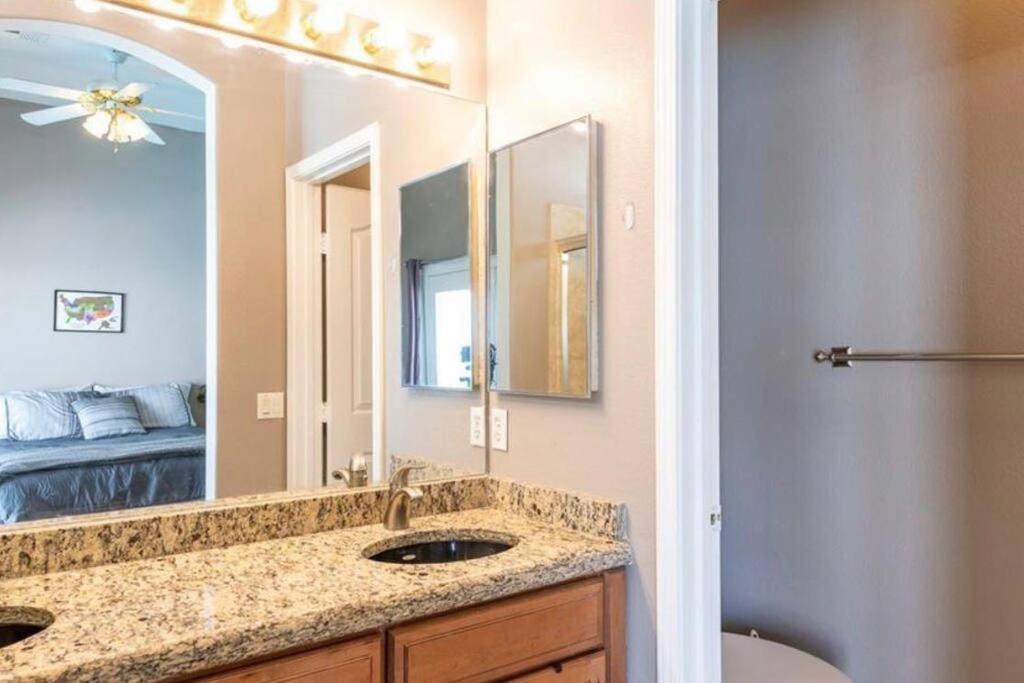 فيلا Amazing Heated Pool And Private Hot Tub 3Br In Heart Of Lv لاس فيغاس المظهر الخارجي الصورة