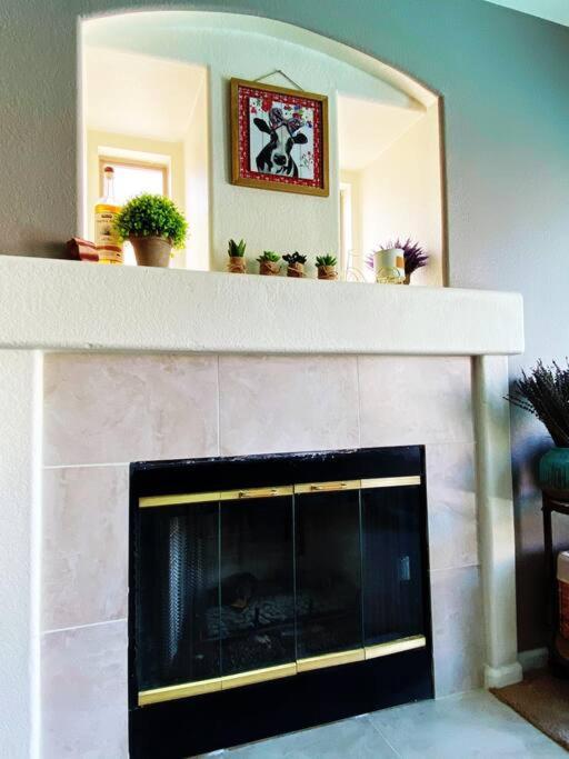 فيلا Amazing Heated Pool And Private Hot Tub 3Br In Heart Of Lv لاس فيغاس المظهر الخارجي الصورة