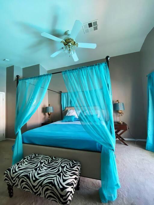 فيلا Amazing Heated Pool And Private Hot Tub 3Br In Heart Of Lv لاس فيغاس المظهر الخارجي الصورة