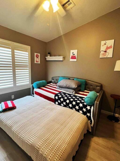 فيلا Amazing Heated Pool And Private Hot Tub 3Br In Heart Of Lv لاس فيغاس المظهر الخارجي الصورة