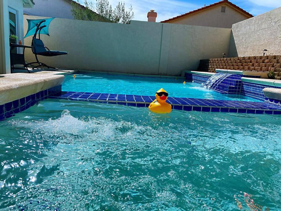 فيلا Amazing Heated Pool And Private Hot Tub 3Br In Heart Of Lv لاس فيغاس المظهر الخارجي الصورة